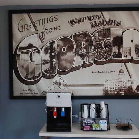 Super 8 By Wyndham Warner Robins Motell Exteriör bild